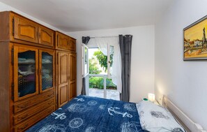 4 Schlafzimmer, Bügeleisen/Bügelbrett, Reisekinderbett, kostenloses WLAN