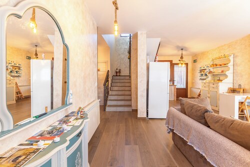 Casa rural 'Aurora' con piscina privada, jardín privado y Wi-Fi