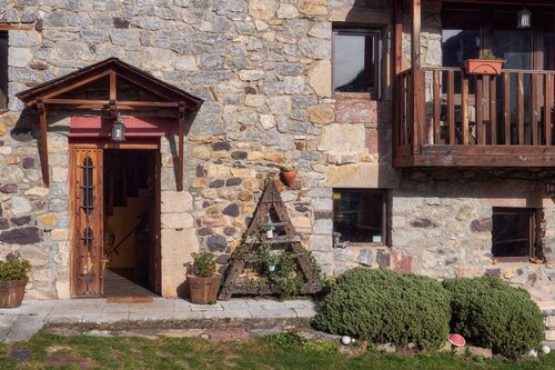 Country House 'Mirador De Babia II' with Wi-Fi