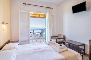 1 bedroom, iron/ironing board, free WiFi, bed sheets - Room 'Two Bedroom' with Private Terrace, Wi-Fi and Air Conditioning (Corfu)
