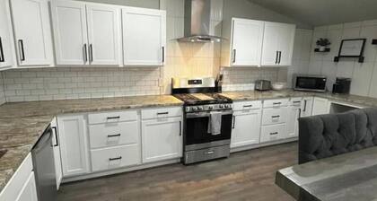 Lonestar Luxury Guesthouse