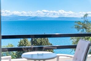 Property grounds - Room 'Sea View 3' with Private Terrace, Wi-Fi and Air Conditioning (Corfu)