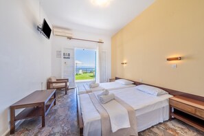 1 bedroom, iron/ironing board, free WiFi, bed sheets - Room 'Garden View 1' with Private Terrace, Wi-Fi and Air Conditioning (Corfu)