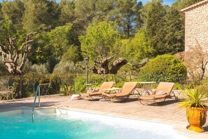Pool - Cottage 'Les Bergeries De Danielle' with Private Pool, Private Terrace and Wi-Fi (Draguignan)