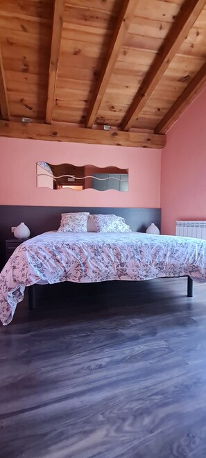 2 chambres, Wi-Fi gratuit, draps fournis