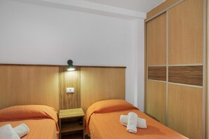 1 bedroom, iron/ironing board, free WiFi, bed sheets