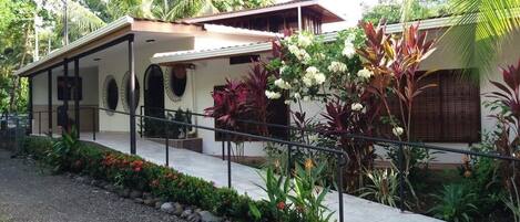 Jardines del alojamiento