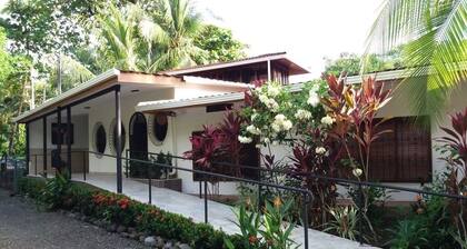 La Stibbe - Bungalow tout confort entre plage et jungle