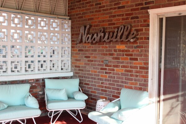 Exterior detail - Patsy Cline's Dream Home (Goodlettsville)