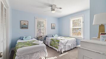 2 bedrooms, desk, iron/ironing board, travel cot