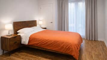 2 bedrooms, desk, free WiFi, bed sheets