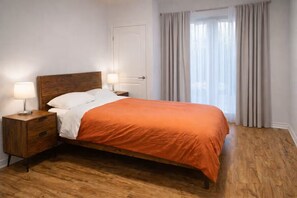 2 bedrooms, desk, free WiFi, bed sheets