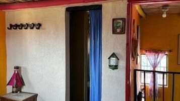 5 habitaciones, wifi y ropa de cama