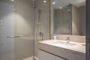 Shower, towels - 2502 Act Towers | 2 Bedrooms (Dubai)