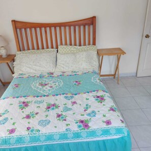 3 bedrooms, iron/ironing board, WiFi, bed sheets - Charming 3-bedroom house with WiFi and AC in lovely Chalahuite FINCA MIROSLAVA (El Chalahuite)