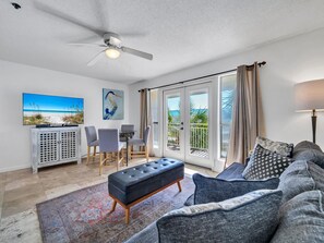 TV connectée, lecteur de DVD, chaîne hi-fi