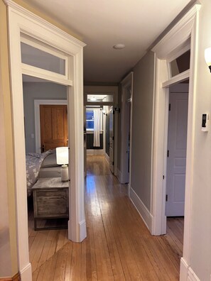 4 bedrooms, iron/ironing board, free WiFi, bed sheets - Queen Anne Stay (Viroqua)