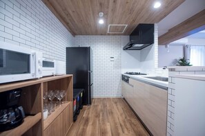 Fridge, microwave, stovetop, toaster