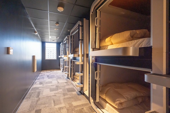Free WiFi, bed sheets