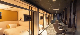 FIRST CABIN INTERNATIONAL HAWAII