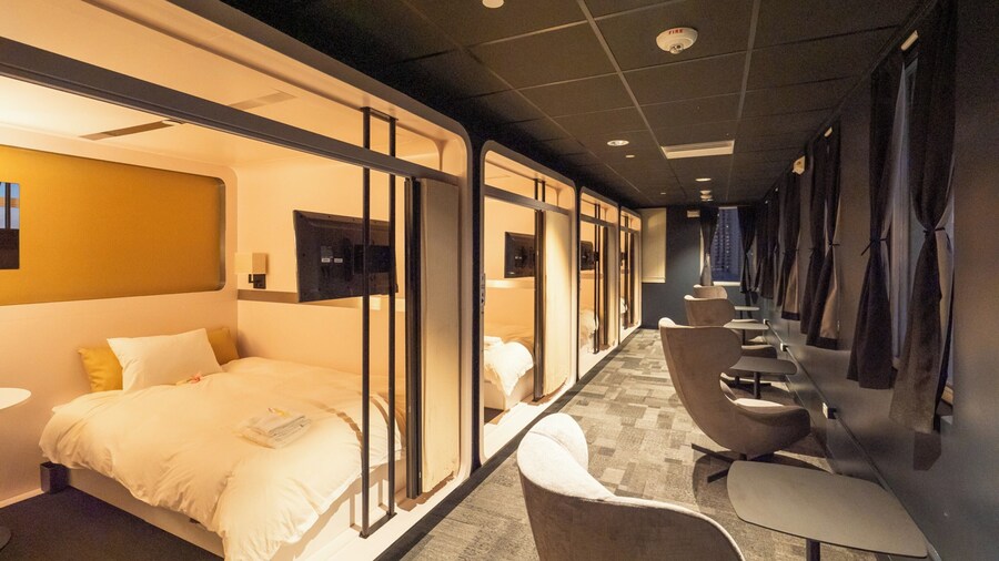 FIRST CABIN INTERNATIONAL HAWAII