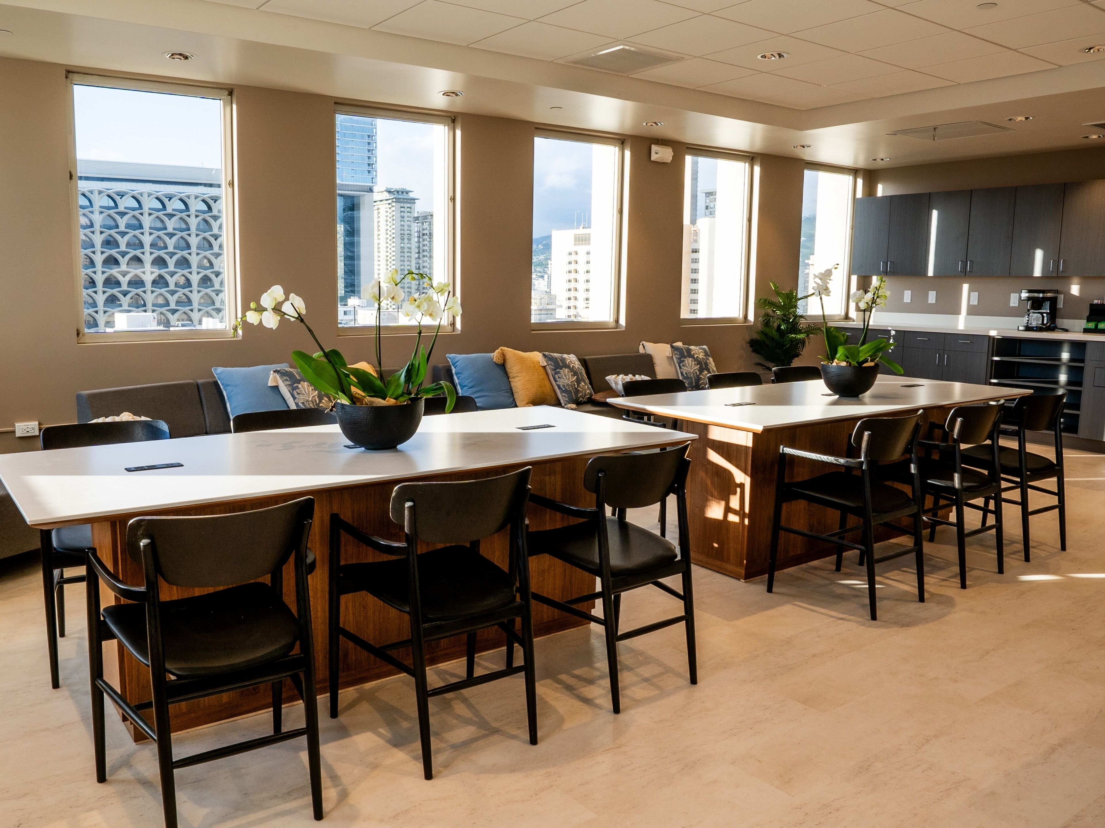 Photo - First Cabin International Hawaii