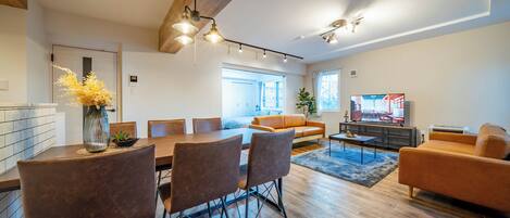 Zona de menjador de l'habitació