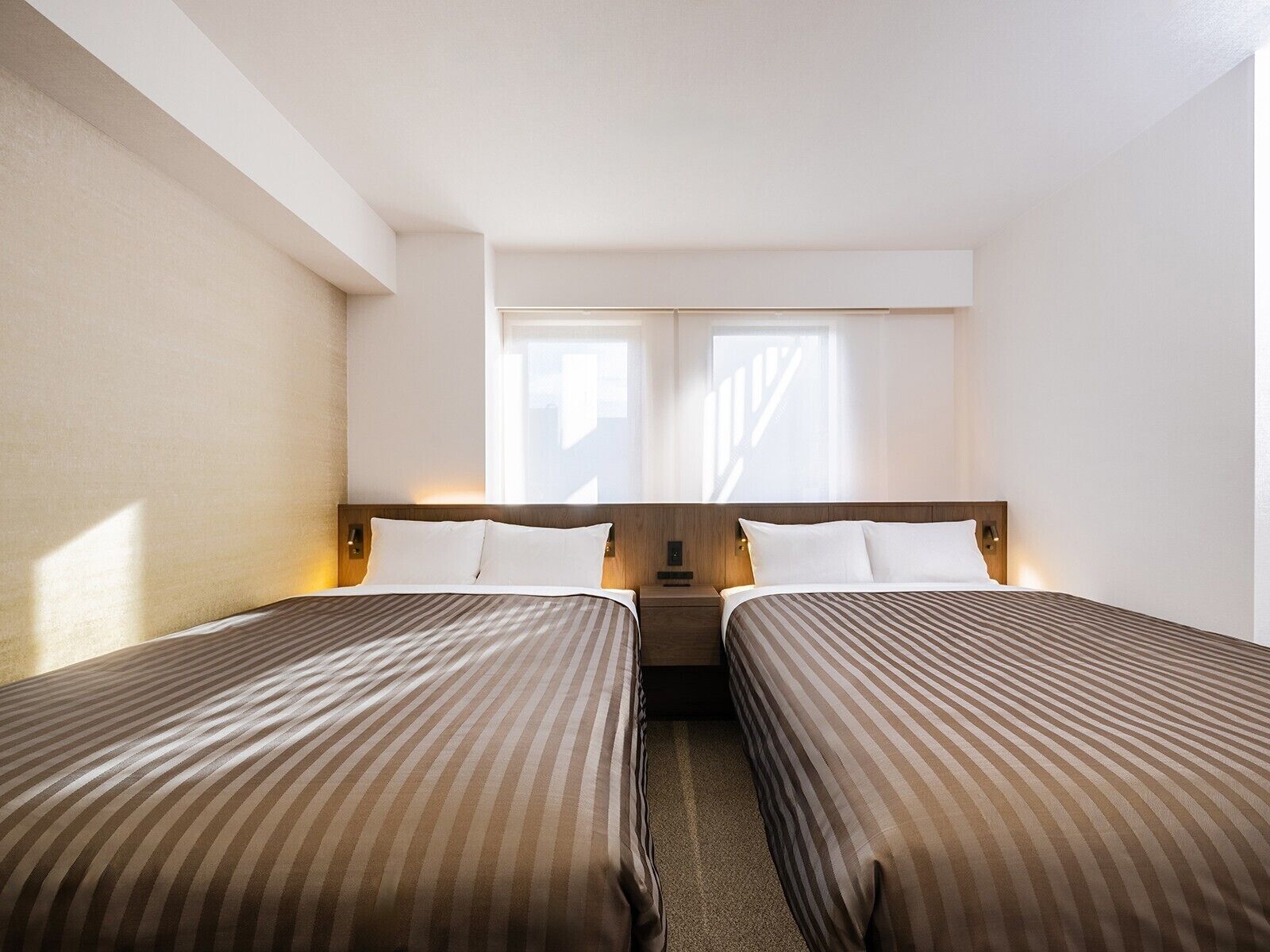 Premium Floor Standard Twin Room, Non-smoking | Down comforters, in-room safe, free WiFi, bed sheets