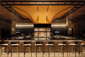 Bar (on property) - AC Hotel by Marriott Detroit at the Bonstelle (Detroit)