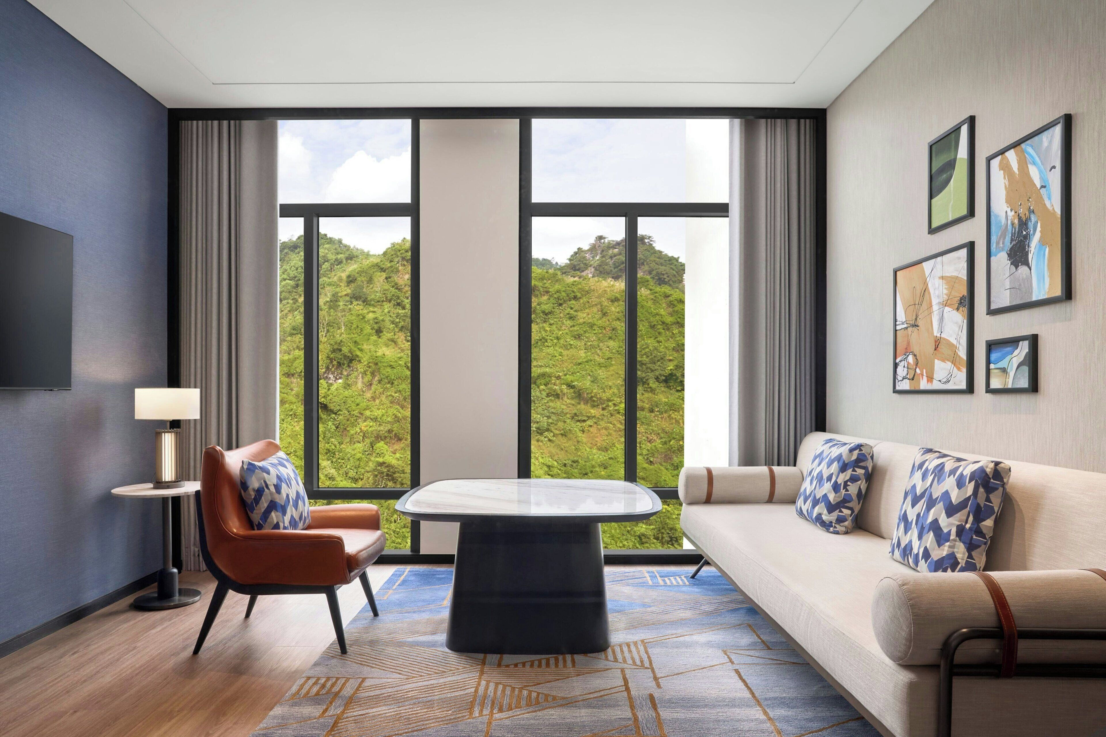 Familjesvit - 1 kingsize-säng | Vardagsrum | 55-tums LCD-tv med kabelkanaler