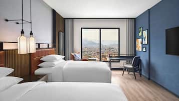 Deluxe Room, 2 Single Beds, Non Smoking | Minibar, in-room safe, desk, blackout curtains