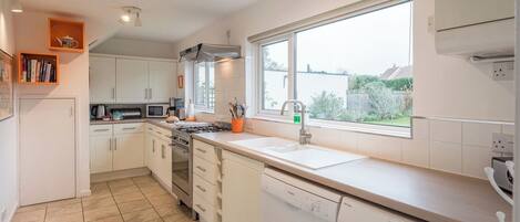 Fridge, microwave, oven, dishwasher