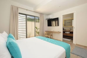 Luxury Villa, Private Pool, Beach View | Room amenity