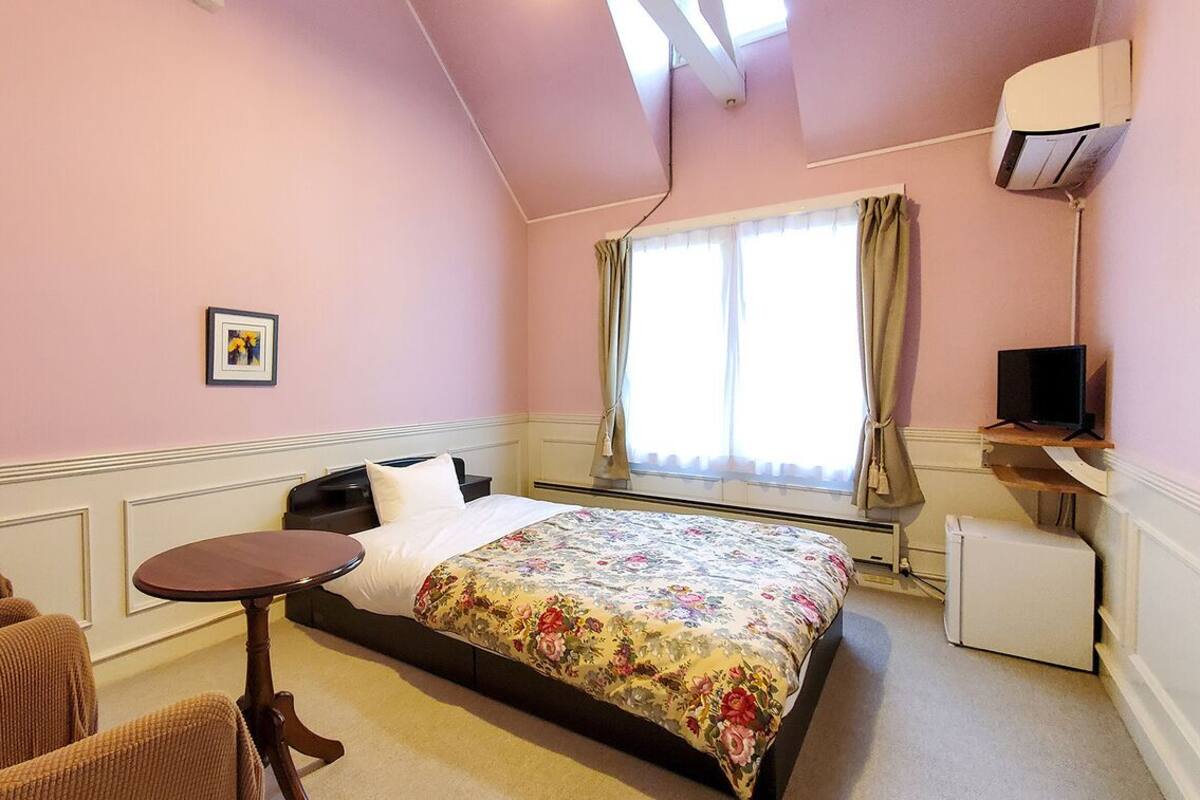 1 bedroom, WiFi (free)