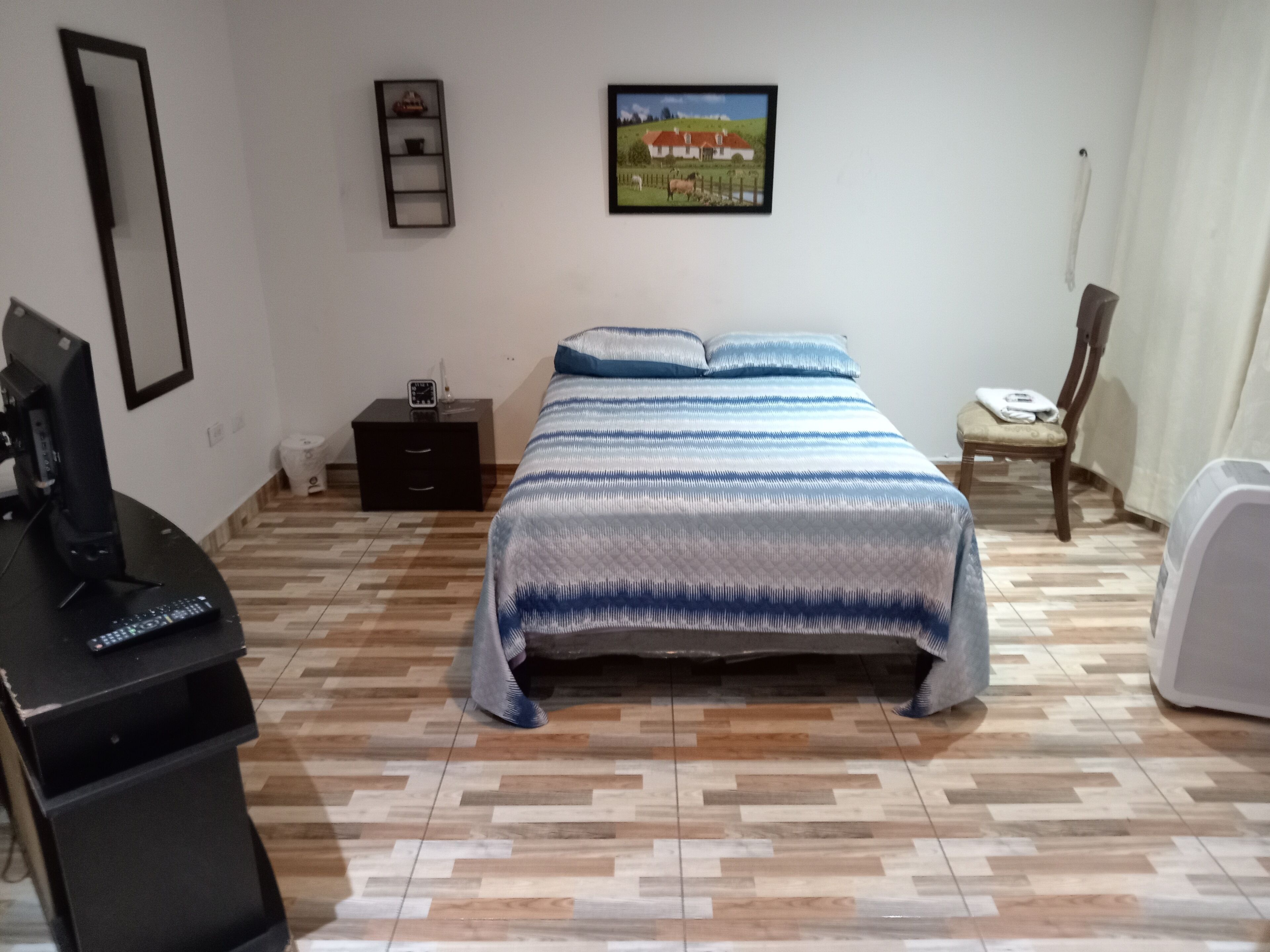 Classic Room, Courtyard View | Iron/ironing board, free WiFi