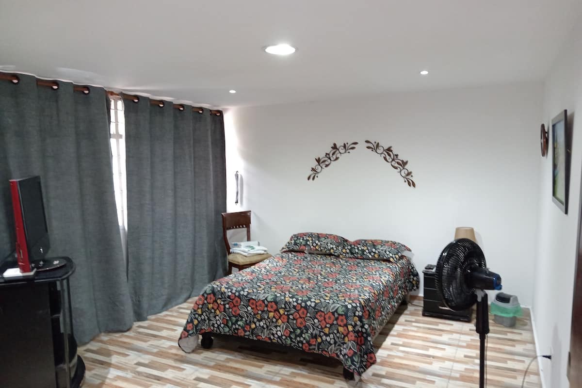 Double Room, Non Smoking, City View | Iron/ironing board, free WiFi