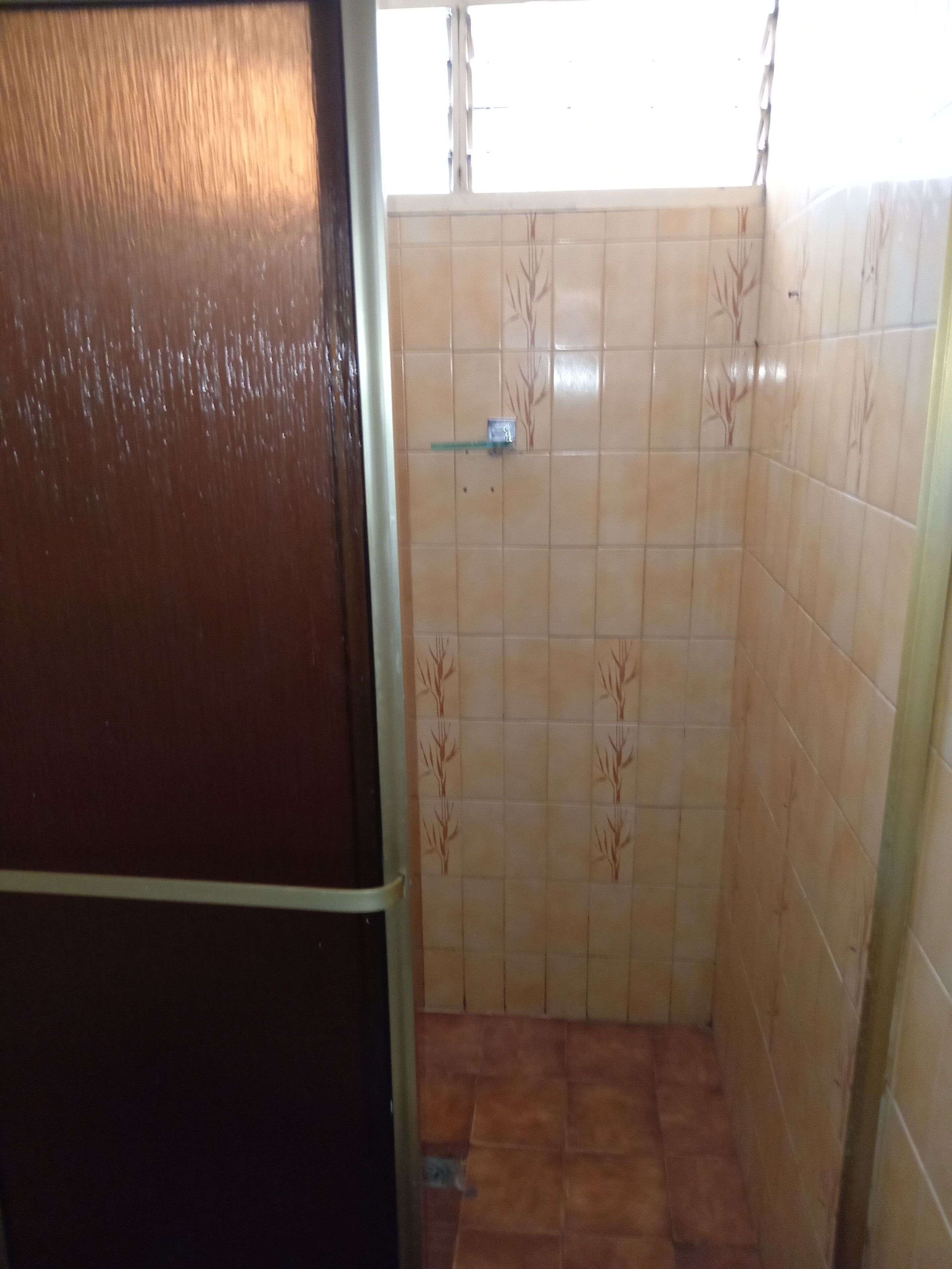 Deluxe Quadruple Room | Bathroom