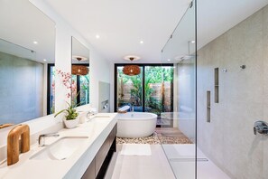 Shower, hair dryer, towels - Exclusive Hacienda Pinilla Villa with Private Pool, Beach Club Access, and Personal Concierge (Tamarindo)
