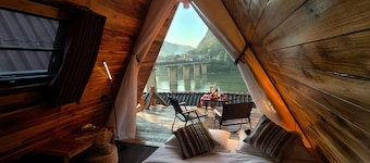 Pont Inn Nong Khiaw