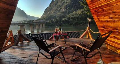 Pont Inn Nong Khiaw
