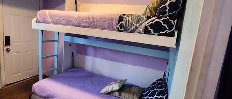 1 Schlafzimmer, Bügeleisen/Bügelbrett, Internetzugang, Bettwäsche