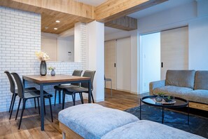 In-room dining - ZABO HILLS 305 (Sapporo)