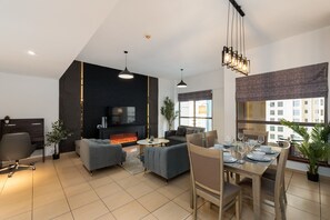 Dining - Cozy 3BR Space at JBR, Beach Nearby (Dubai)