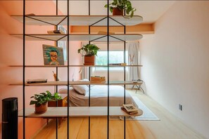 Superior-Apartment, Stadtblick | 3 Schlafzimmer, individuell dekoriert, individuell eingerichtet