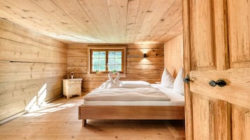 2 Schlafzimmer, Reisekinderbett, kostenloses WLAN