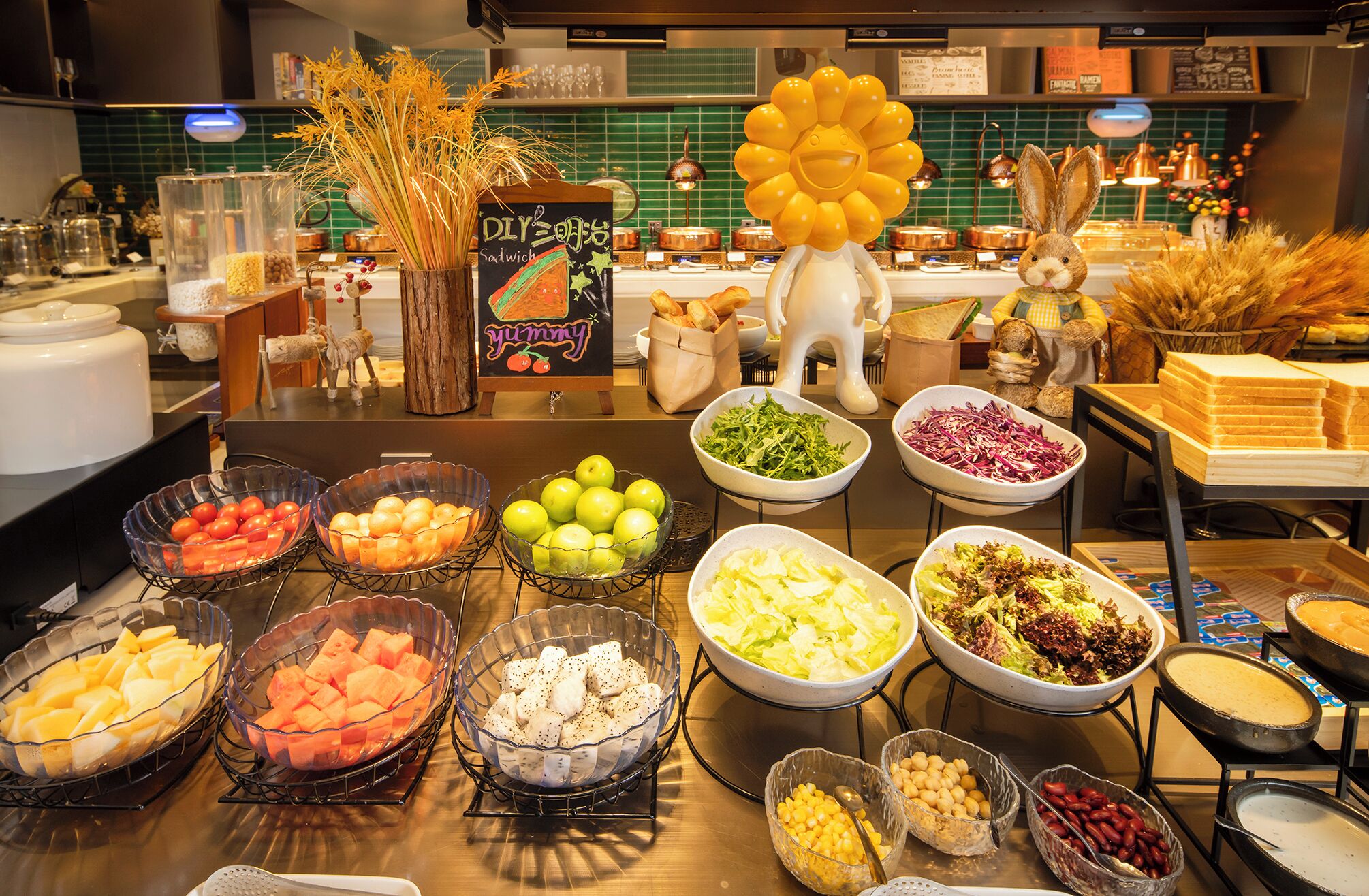 Free daily buffet breakfast