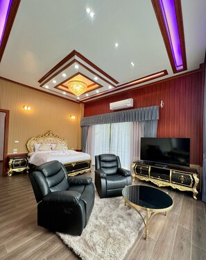 Deluxe Villa, River View | Free WiFi, bed sheets - Thebest Capsule Resort (Kanchanaburi)