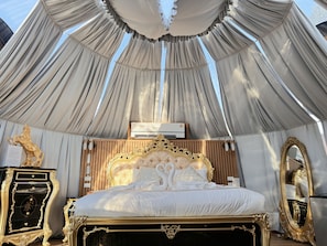 Suite clásica, vista al río | Wifi gratis y ropa de cama 