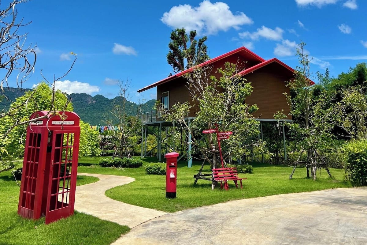 Superior Tree House, River View | 2 bedrooms, free WiFi, bed sheets