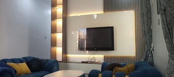 Shimawa-Apartment Free Internet, Parking &Security